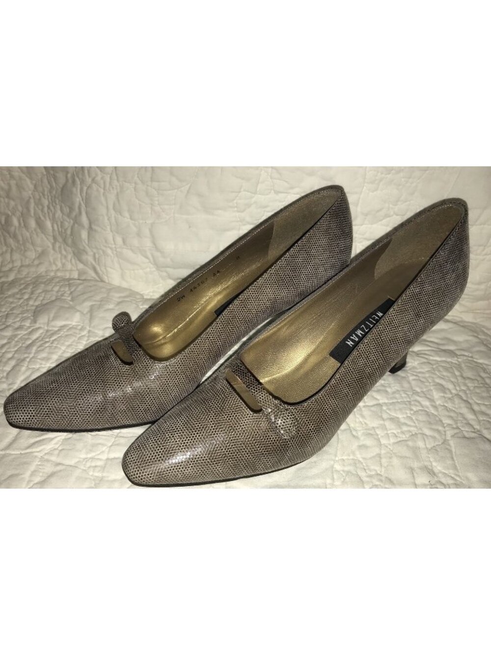 STUART WEITZMAN SZ 8 AA GOLD GRAY SNAKE PRINT LEATHER PUMPS HEELS DRESS SHOES